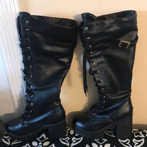 Women’s boots